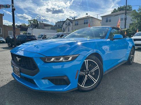 Used 2024 Ford Mustang Premium RWD image 2