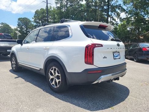 Used 2020 Kia Telluride EX w/ Towing Package FWD image 3