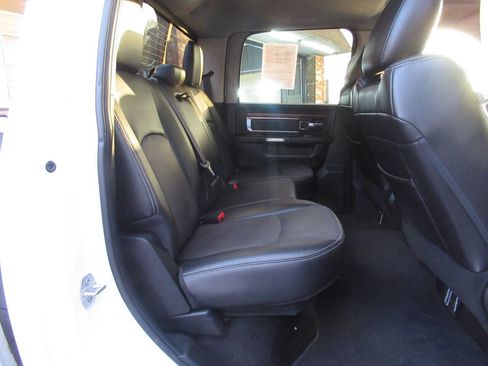 Used 2016 RAM 3500 Laramie image 14