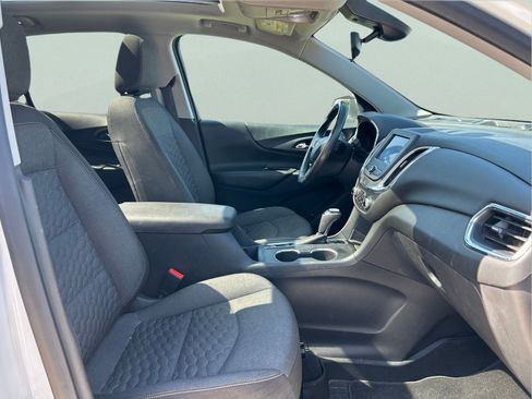 Used 2020 Chevrolet Equinox LT AWD/4WD image 12