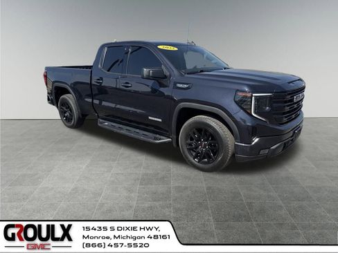 Used 2022 GMC Sierra 1500 Elevation image 8