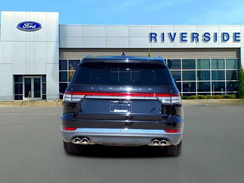 Used 2020 Lincoln Aviator Reserve w/ Equipment Group 201A AWD/4WD image 6