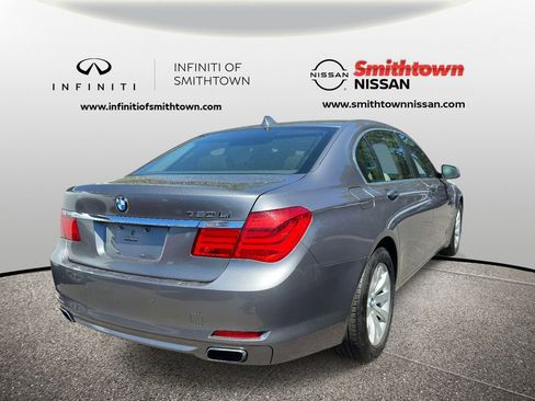 Used 2010 BMW 750Li xDrive AWD/4WD image 4