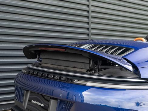 Certified 2025 Porsche 911 Carrera GTS RWD image 22