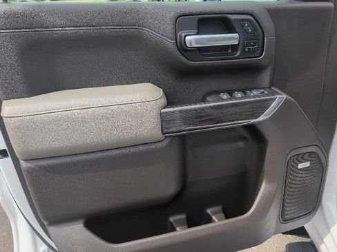 Used 2020 Chevrolet Silverado 1500 LTZ w/ LTZ Premium Package image 19