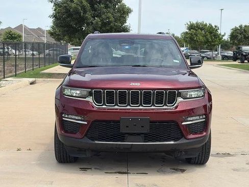 Certified 2025 Jeep Grand Cherokee Limited RWD image 2