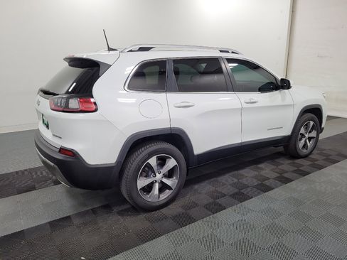 Used 2019 Jeep Cherokee Limited AWD/4WD image 10