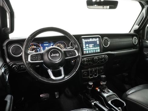 Certified 2022 Jeep Wrangler Unlimited Sahara w/ Cold Weather Group image 18