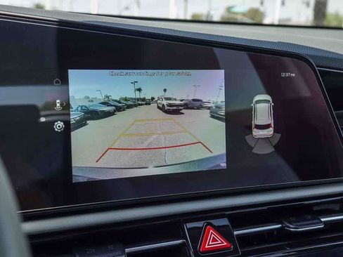 Certified 2023 Kia Niro Wind FWD image 23