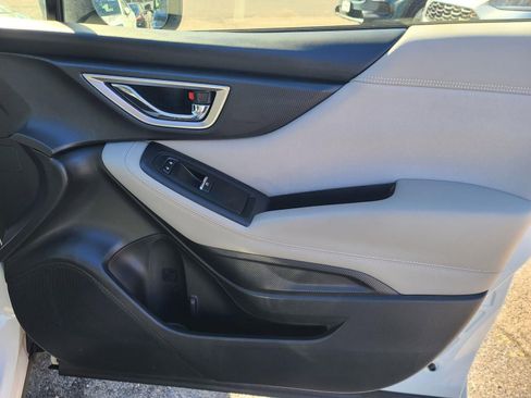 Used 2019 Subaru Forester Premium w/ All-Weather Package image 20