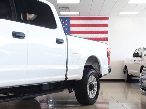 Used 2022 Ford F250 XLT AWD/4WD image 14