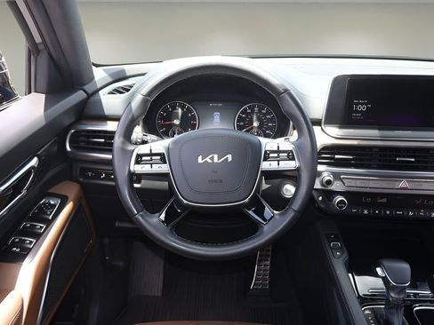 Used 2022 Kia Telluride SX w/ SX Prestige Package AWD/4WD image 14