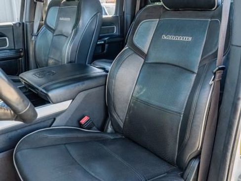 Used 2019 RAM 3500 Laramie image 19