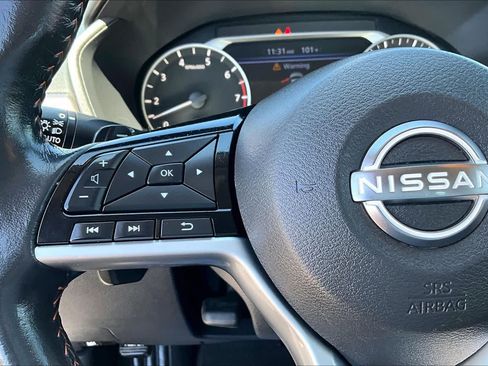 Used 2024 Nissan Altima 2.5 SR FWD image 23
