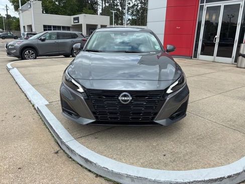 New 2026 Nissan Altima 2.5 SV w/ SV Premium Package FWD image 2
