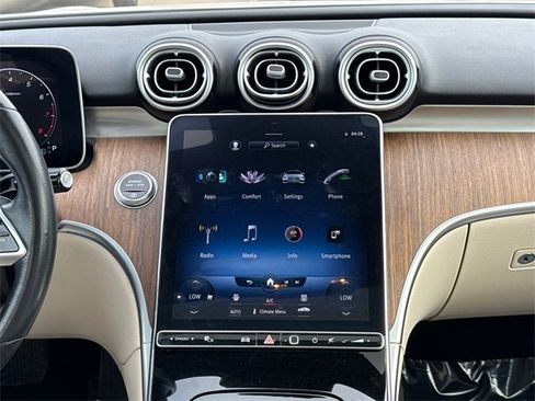 Used 2023 Mercedes-Benz C 300 4MATIC Sedan image 17