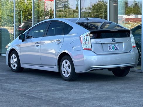 Used 2010 Toyota Prius Five FWD image 5