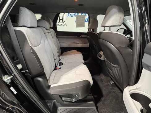 Used 2023 Hyundai Palisade SE AWD/4WD image 30