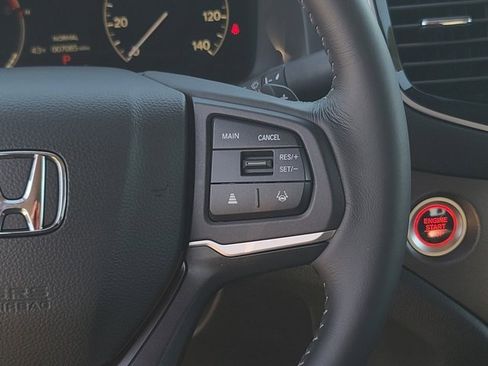 Certified 2024 Honda Ridgeline Sport image 25