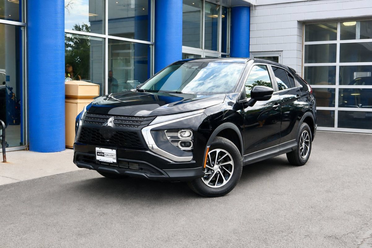 Used 2023 Mitsubishi Eclipse Cross ES AWD/4WD image 1