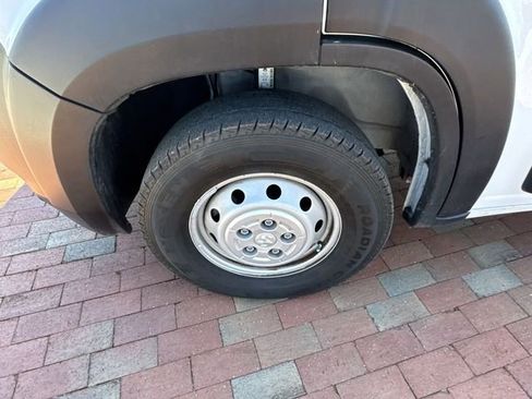 Used 2023 RAM ProMaster 2500 image 2