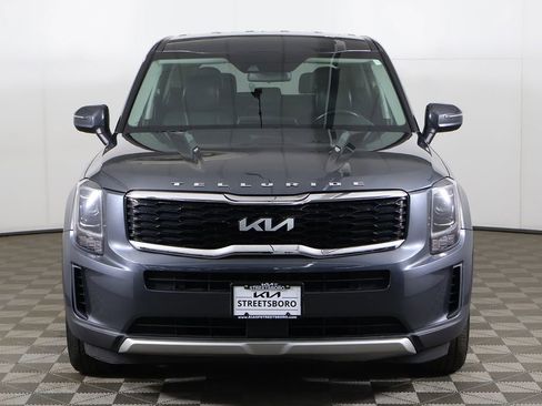 Used 2022 Kia Telluride LX AWD/4WD image 11