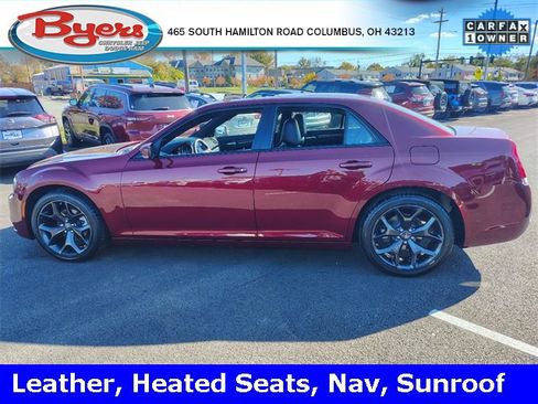 Used 2023 Chrysler 300 S image 10