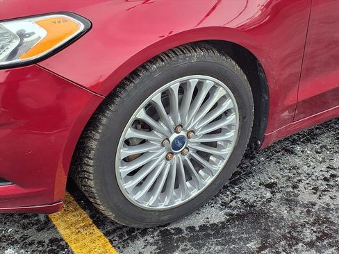 Used 2013 Ford Fusion Titanium w/ Titanium Driver Assist Pkg image 28