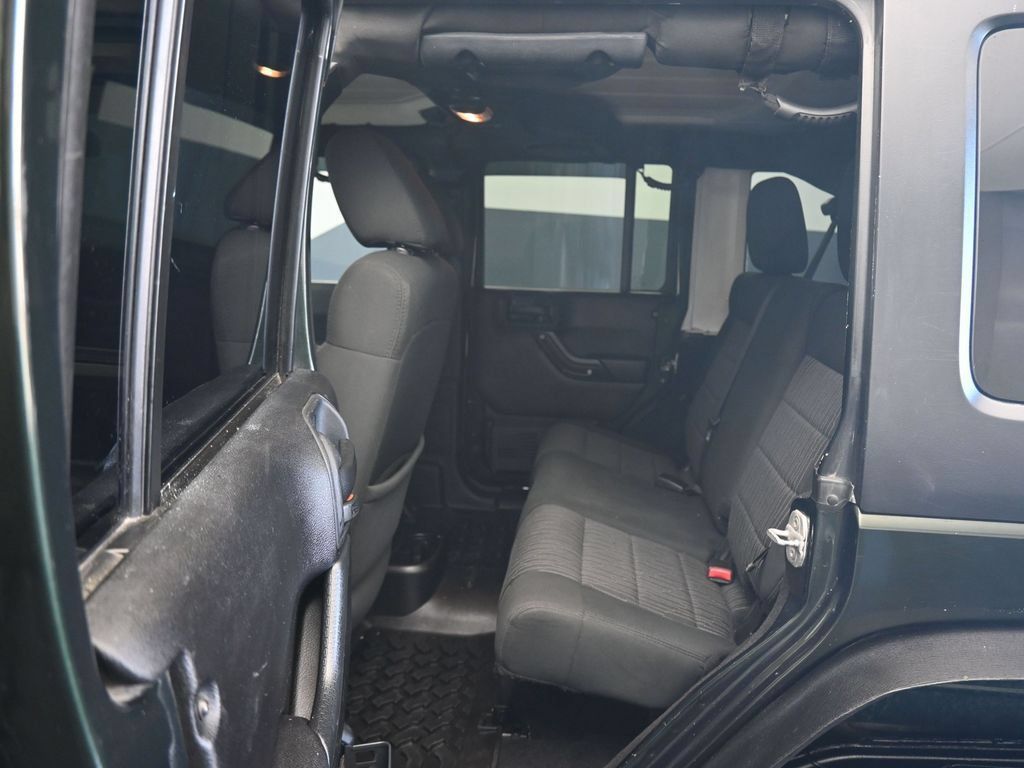 Used 2012 Jeep Wrangler Unlimited Sahara AWD/4WD image 23