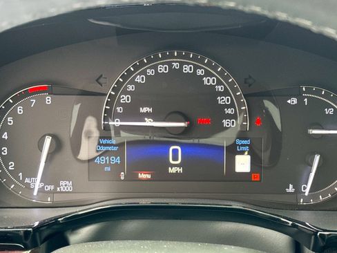 Used 2017 Cadillac XT5 Luxury image 11