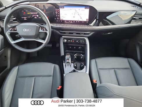 Used 2025 Audi Q5 Premium w/ Premium Plus AWD/4WD image 9