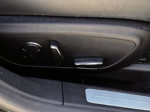 Used 2017 Lincoln MKZ Select w/ Technology Package image 29