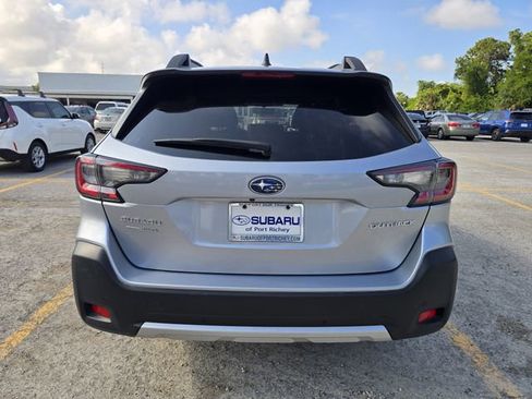 Certified 2024 Subaru Outback Limited AWD/4WD image 5