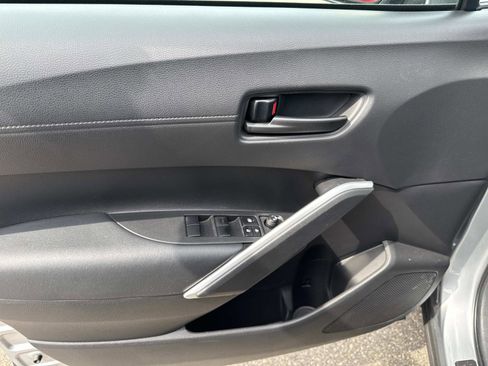 Used 2022 Toyota Corolla Cross LE w/ Black Badges Package (TMS) image 14