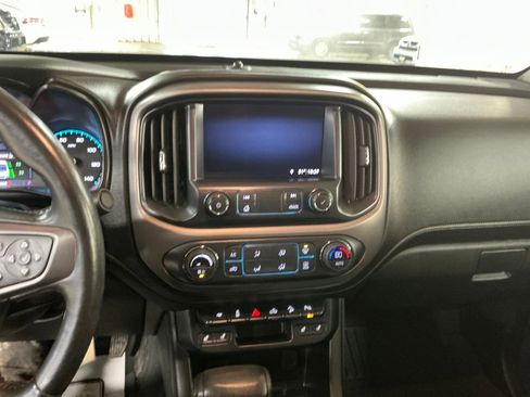 Used 2021 GMC Canyon AT4 image 18