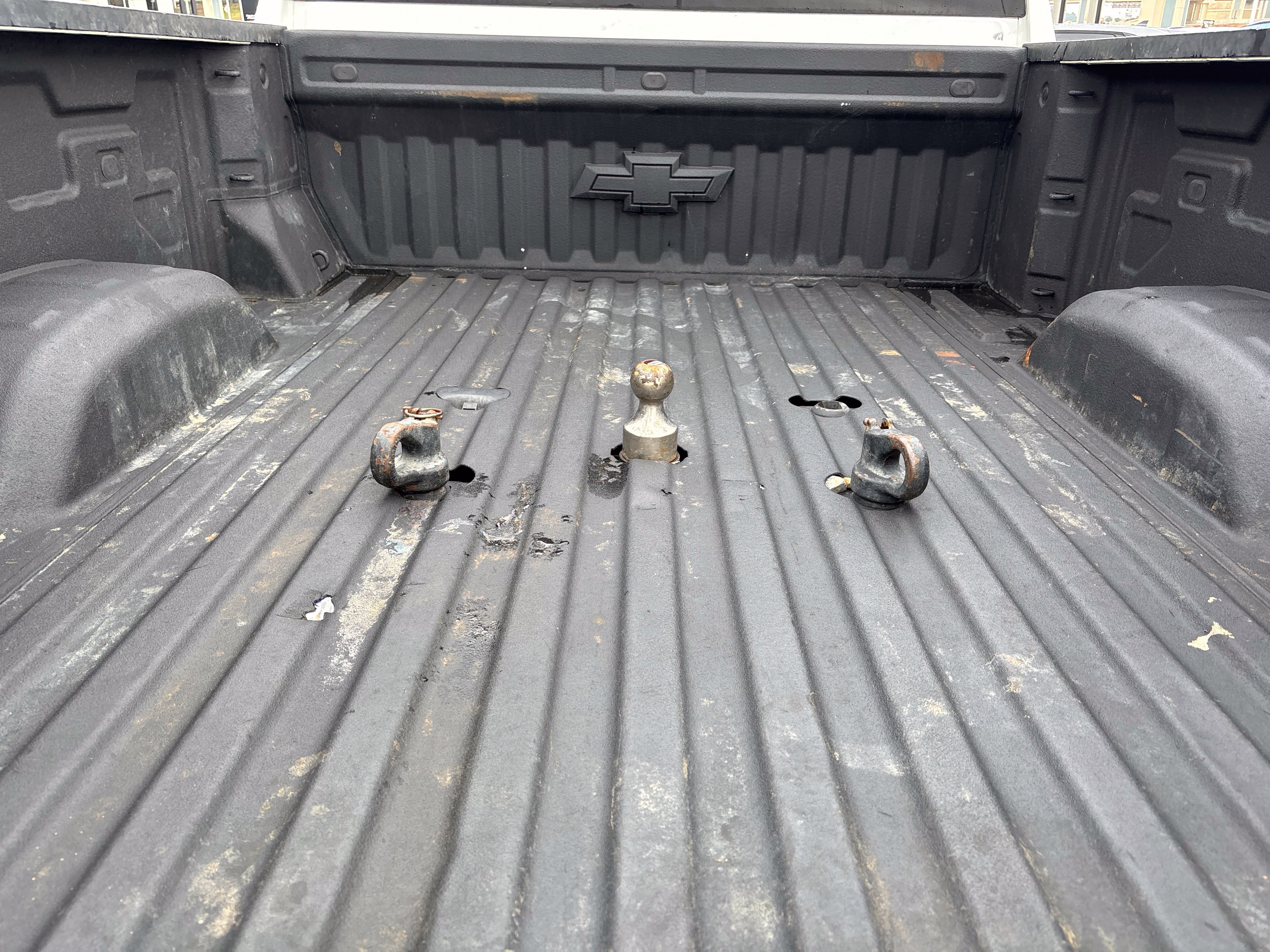 Used 2020 Chevrolet Silverado 2500 W/T AWD/4WD image 11