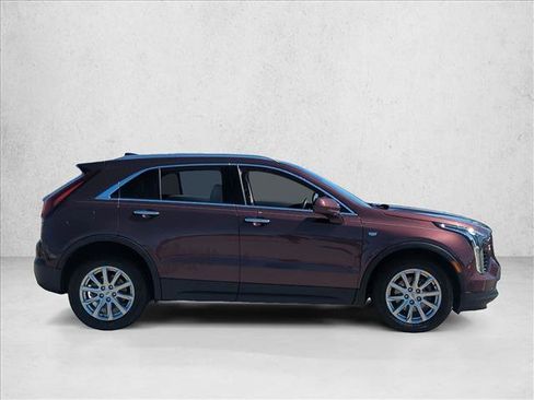 Used 2023 Cadillac XT4 Luxury w/ Cold Weather Package image 4