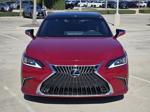 Certified 2025 Lexus ES 350 w/ Premium Package image 6