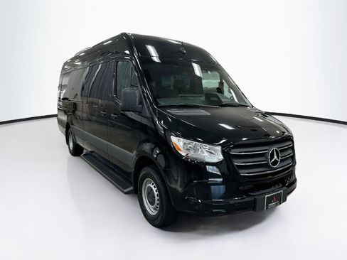 New 2025 Mercedes-Benz Sprinter 3500 image 1