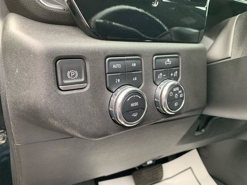 Used 2023 GMC Sierra 1500 Elevation AWD/4WD image 18