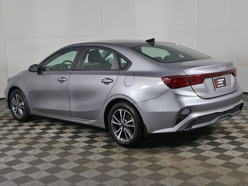 Used 2022 Kia Forte LXS image 6
