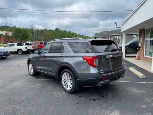 Used 2021 Ford Explorer Limited w/ Equipment Group 301A AWD/4WD image 7
