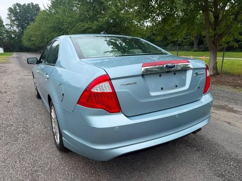 Used 2010 Ford Fusion Hybrid FWD image 3
