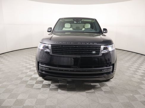 New 2026 Land Rover Range Rover Long Wheelbase SE image 2