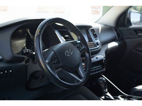 Used 2016 Hyundai Tucson Limited w/ Option Group 03 FWD image 32