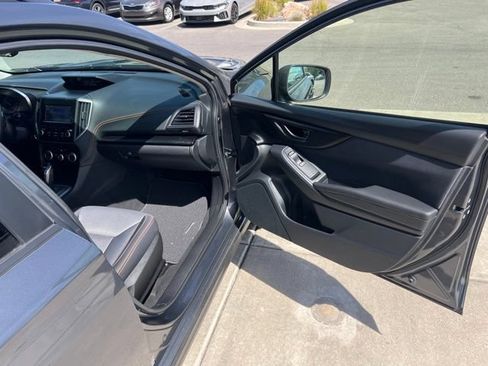Used 2021 Subaru Crosstrek 2.0i Premium w/ Moonroof Package AWD/4WD image 26