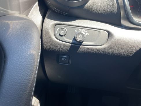 Used 2025 Chevrolet Blazer LT w/ Midnight/Sport Edition image 21