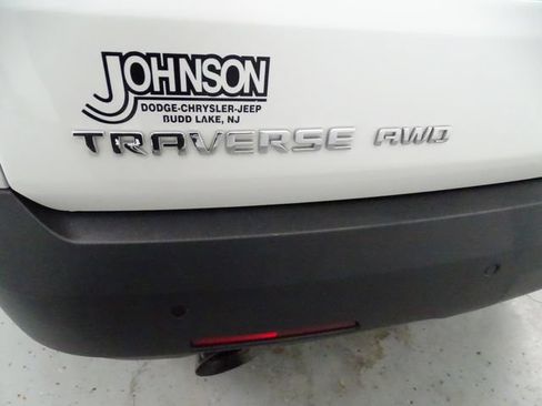 Used 2019 Chevrolet Traverse LT w/ LT Premium Package AWD/4WD image 28