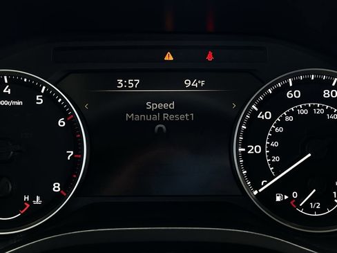 Used 2025 Mitsubishi Outlander SE FWD image 6