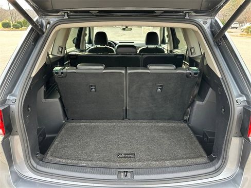 Used 2023 Volkswagen Atlas SE image 30